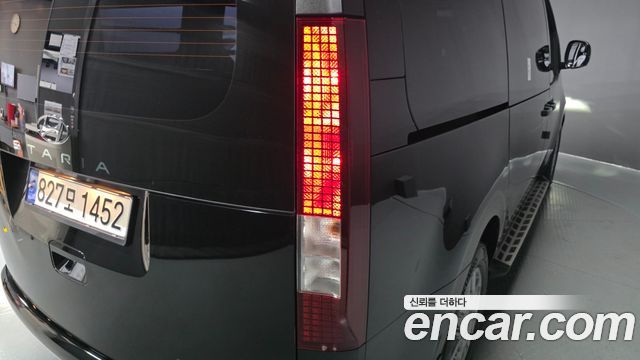 Hyundai Staria 2024 — photo 9