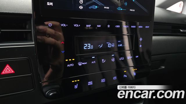 Hyundai Staria 2024 — photo 27