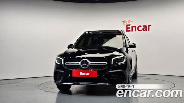Mercedes-Benz GLB-Class 2021 — photo 3
