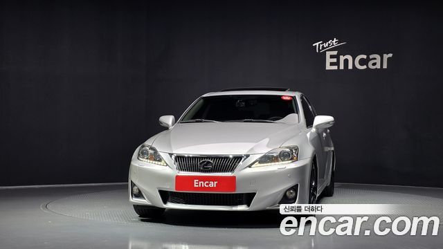 Lexus IS 2011 — photo 3
