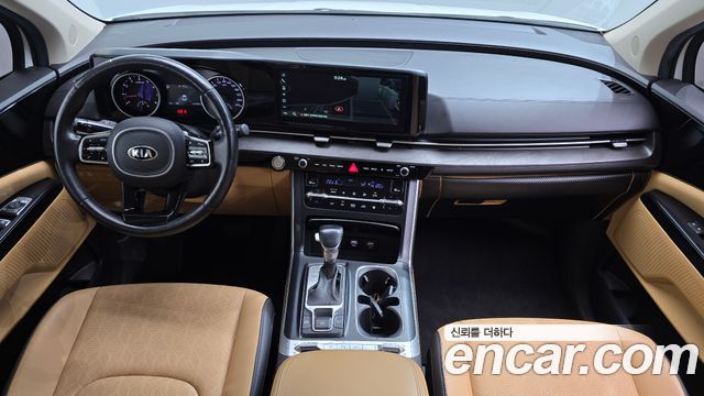 Kia Canival 2021 — photo 10