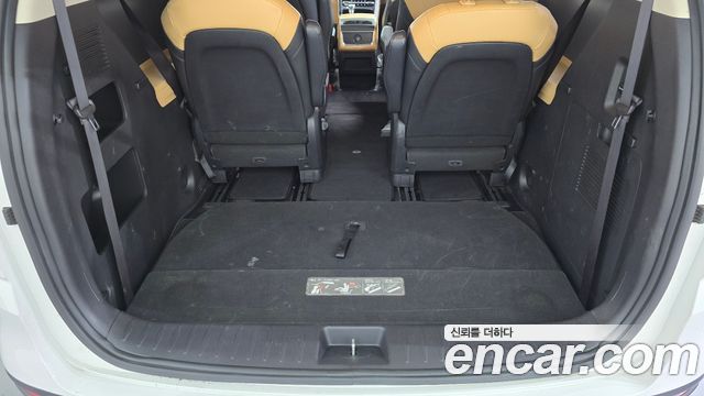 Kia Canival 2021 — photo 21