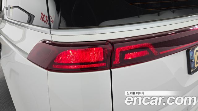 Kia Canival 2021 — photo 9