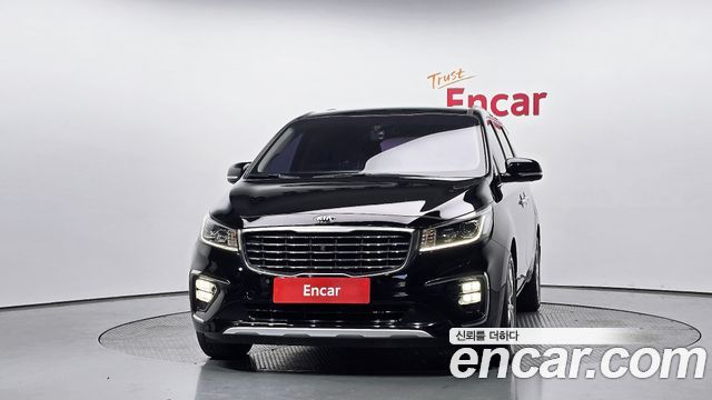 Kia Canival 2019 — photo 3