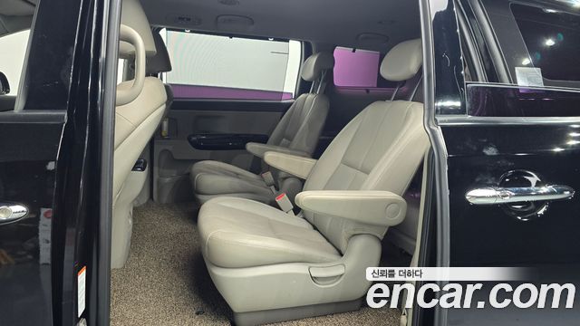 Kia Canival 2019 — photo 11