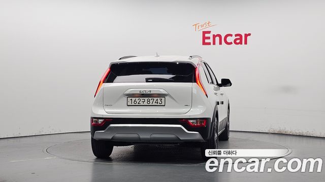 Kia Niro 2024 — photo 4