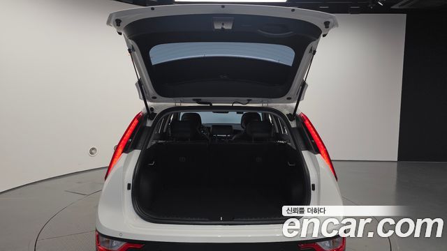 Kia Niro 2024 — photo 20