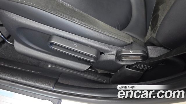 Mini Cooper 2019 — photo 31
