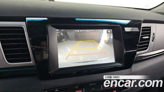 Kia Niro 2017 — photo 21