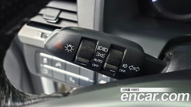 KG Mobility Rexton 2019 — photo 20