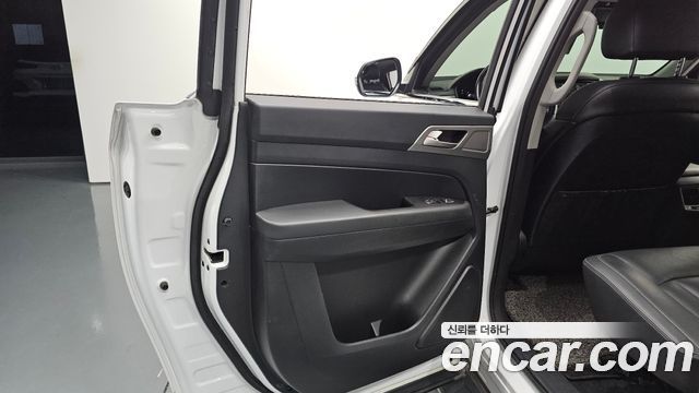KG Mobility Rexton 2019 — photo 15