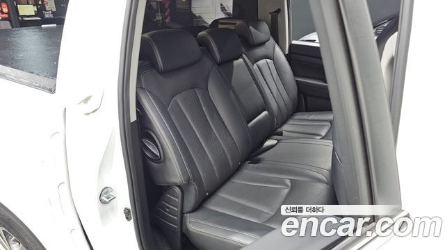 KG Mobility Rexton 2019 — photo 16
