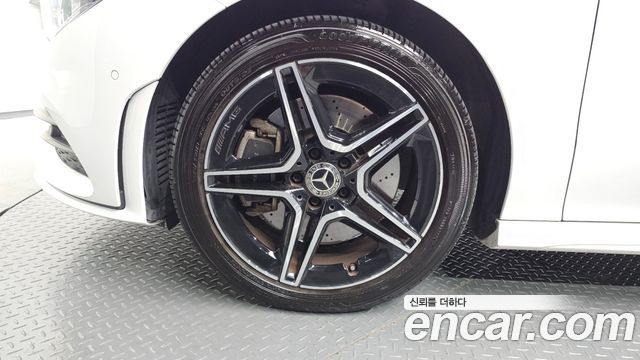 Mercedes-Benz CLA-Class 2020 — photo 5