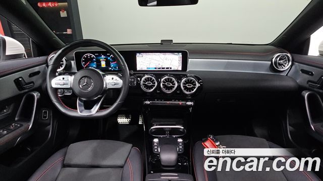 Mercedes-Benz CLA-Class 2020 — photo 10