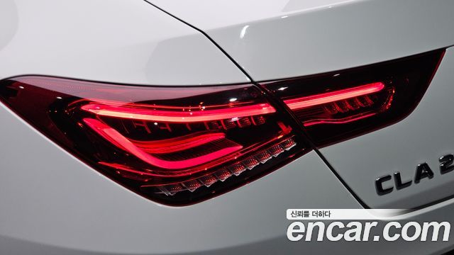 Mercedes-Benz CLA-Class 2020 — photo 9
