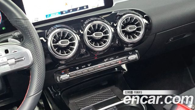 Mercedes-Benz CLA-Class 2020 — photo 31