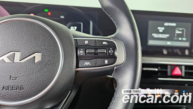Kia K5 2024 — photo 23