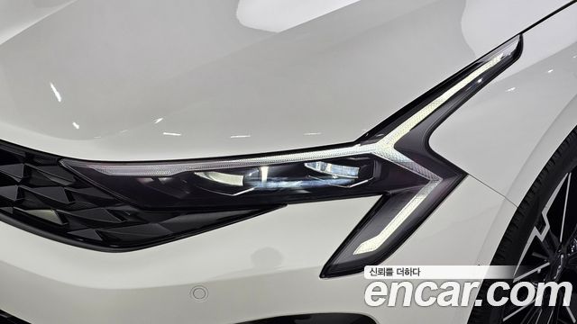 Kia K5 2024 — photo 8