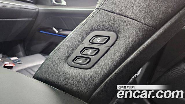 Kia K5 2024 — photo 30