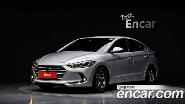 Hyundai AVANTE 2017 — photo 1