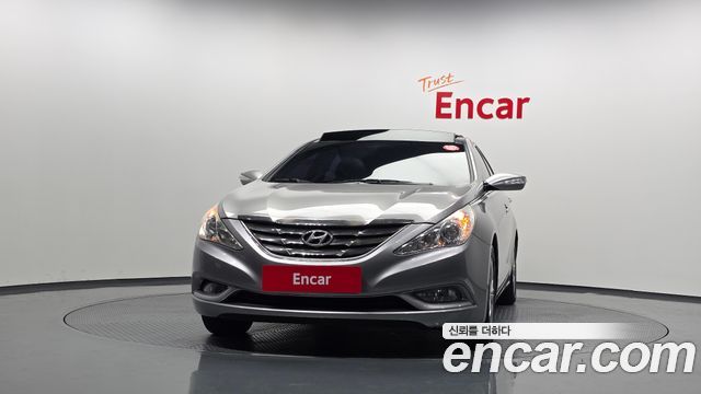 Hyundai Sonata 2011 — photo 3