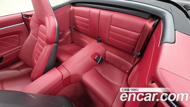 Porsche 911 2021 — photo 16