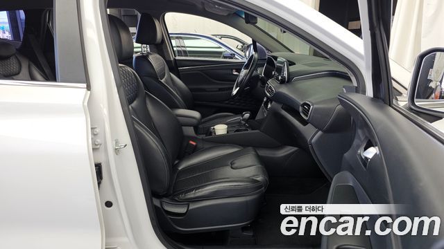 Hyundai Santafe 2019 — photo 11