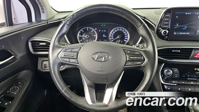 Hyundai Santafe 2019 — photo 13