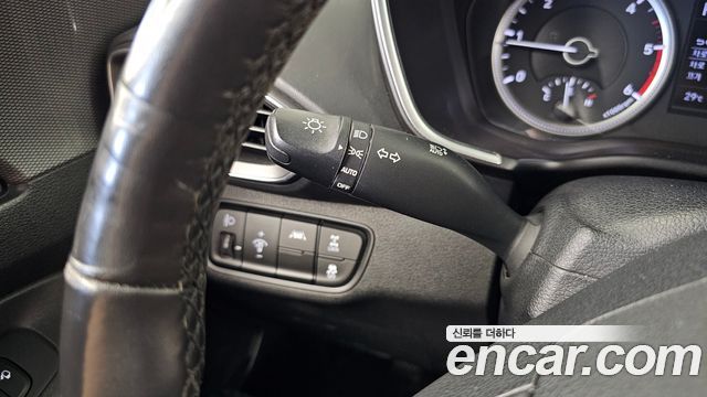Hyundai Santafe 2019 — photo 14