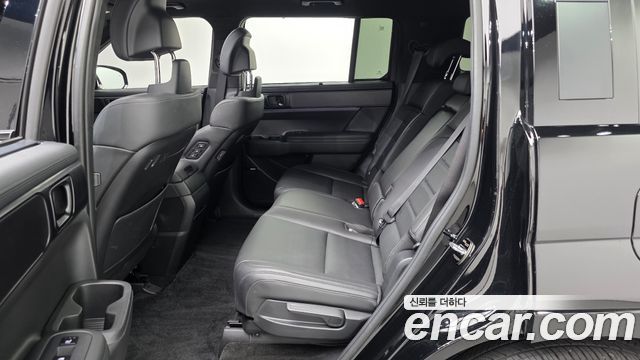 Hyundai Santafe 2024 — photo 18