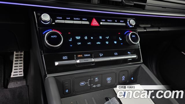 Hyundai Santafe 2024 — photo 26