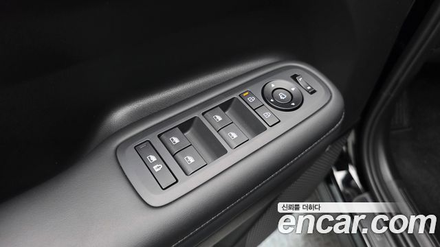 Hyundai Santafe 2024 — photo 32