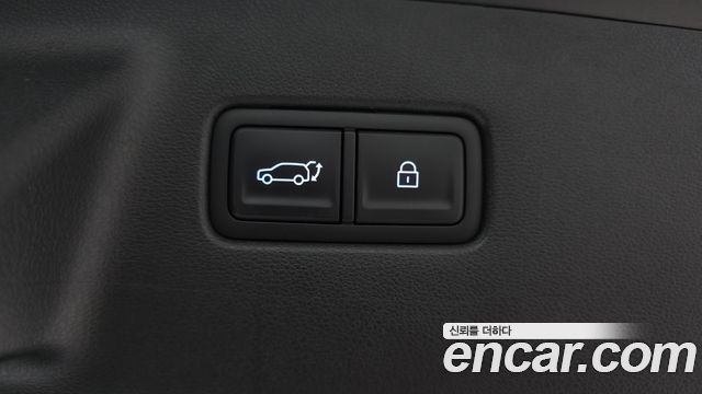Hyundai Santafe 2024 — photo 38