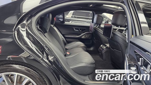 Mercedes-Benz S-Class 2022 — photo 18