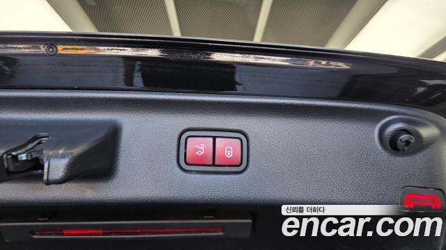 Mercedes-Benz S-Class 2022 — photo 35