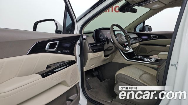 Kia Canival 2022 — photo 13
