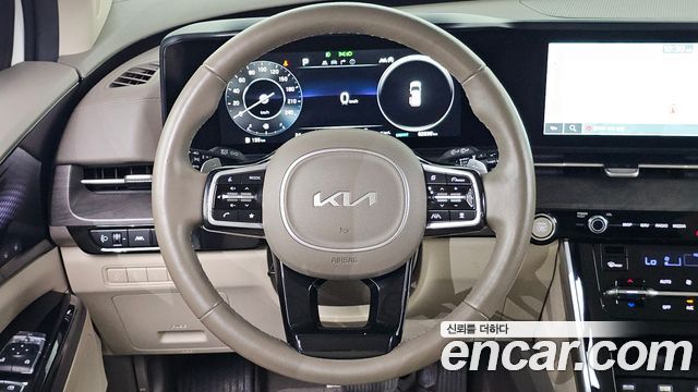 Kia Canival 2022 — photo 20