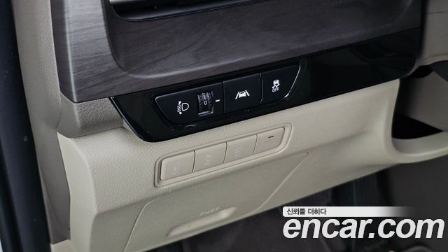 Kia Canival 2022 — photo 29