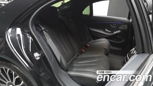 Mercedes-Benz S-Class 2020 — photo 17