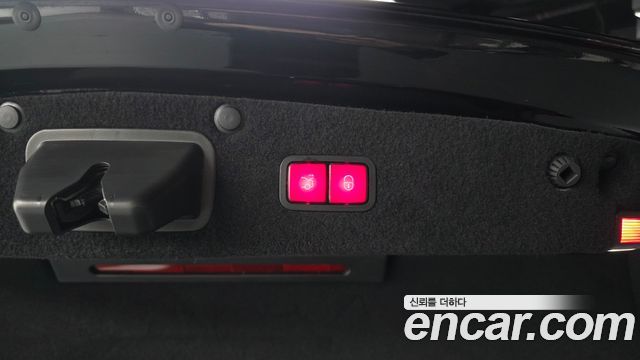 Mercedes-Benz S-Class 2020 — photo 26
