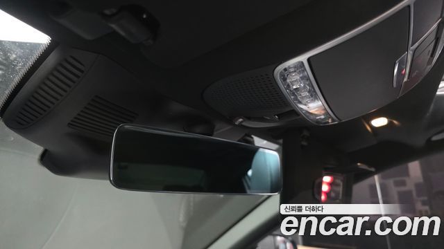 Mercedes-Benz S-Class 2020 — photo 29