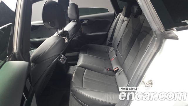 Audi A5 2021 — photo 12