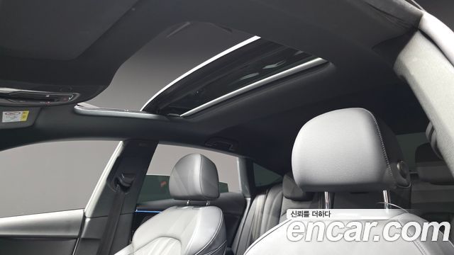 Audi A5 2021 — photo 17