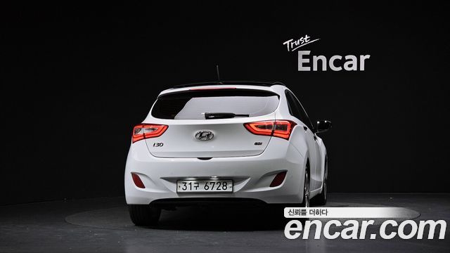 Hyundai i30 2012 — photo 4