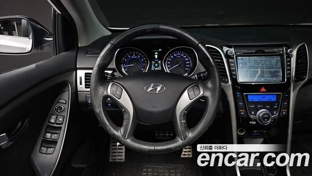 Hyundai i30 2012 — photo 12