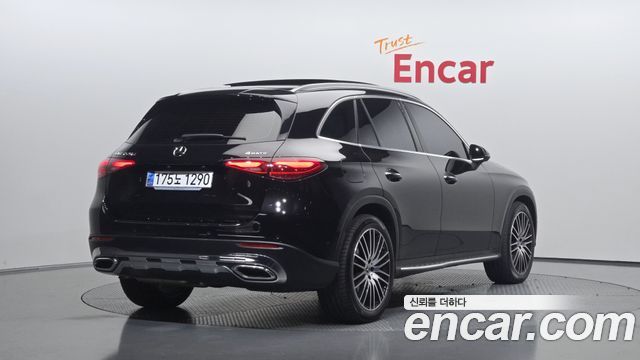 Mercedes-Benz GLC-Class 2023 — photo 2