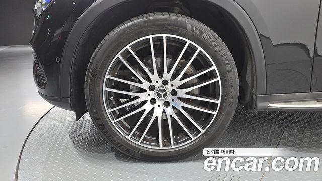 Mercedes-Benz GLC-Class 2023 — photo 5
