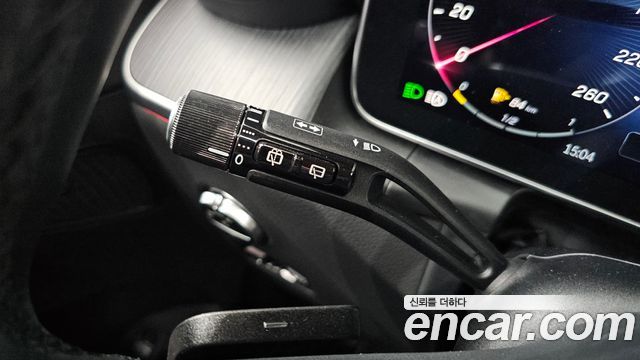 Mercedes-Benz GLC-Class 2023 — photo 26
