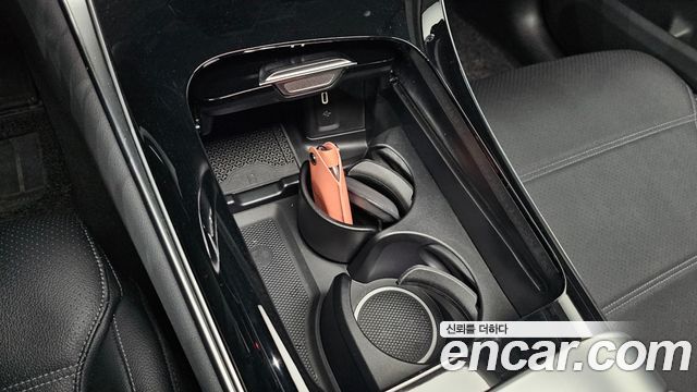 Mercedes-Benz GLC-Class 2023 — photo 27