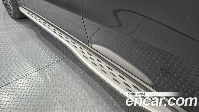 Mercedes-Benz GLC-Class 2023 — photo 33